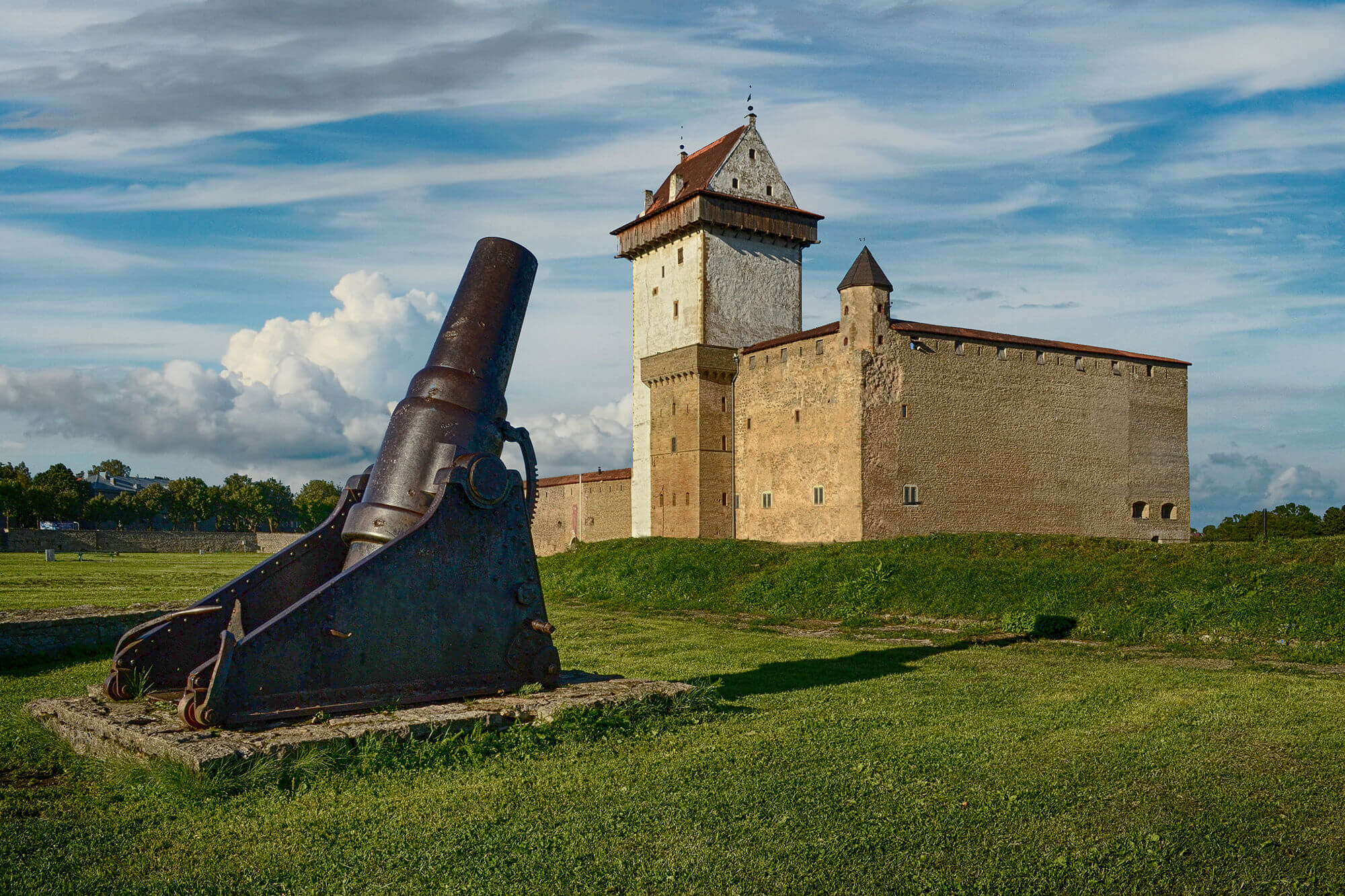 нарвская крепость